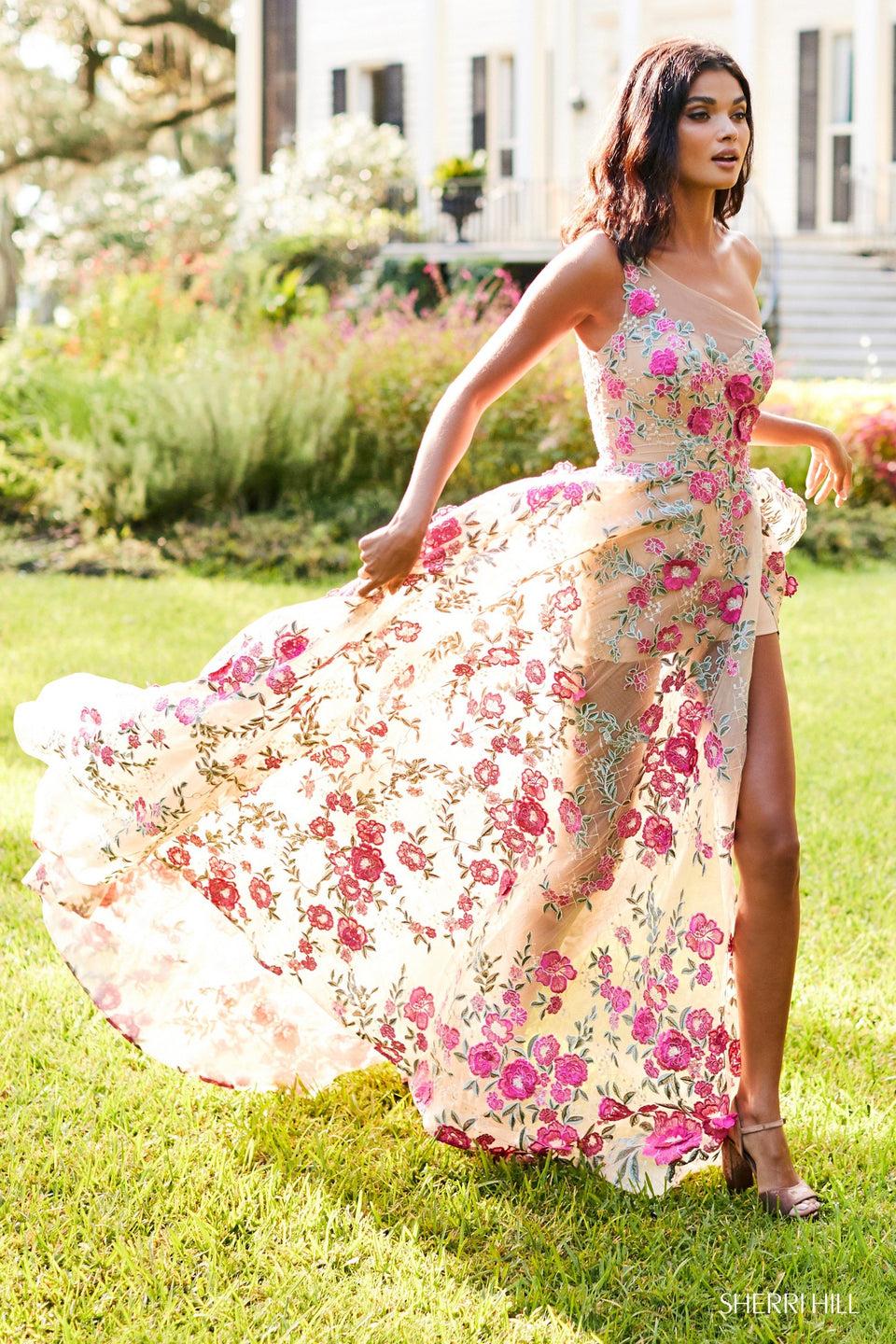 sherri hill One-shoulder embroidered organza A-line with slit skirt