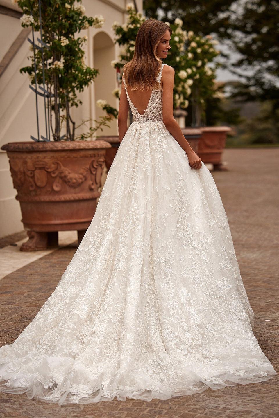 sherri hill 81106